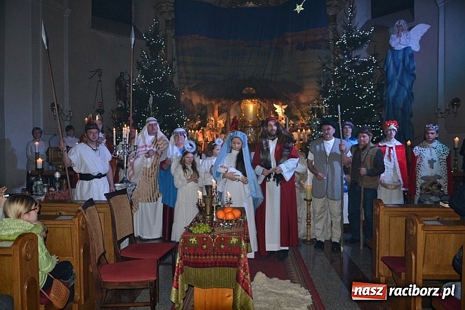 Zdjęcie w galerii na portalu naszraciborz.pl: Śpiewajmy i radujmy się. Jasełka w Krzyżanowicach wiadomości z regionu