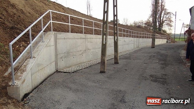 Zdjęcie w galerii na portalu naszraciborz.pl: Dwa osuwiska zlikwidowane wiadomości z regionu