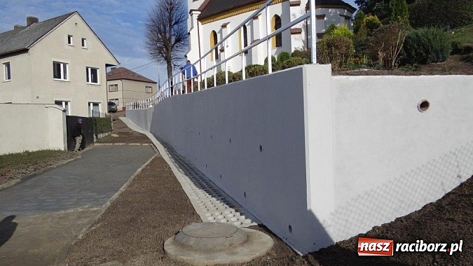 Zdjęcie w galerii na portalu naszraciborz.pl: Dwa osuwiska zlikwidowane wiadomości z regionu