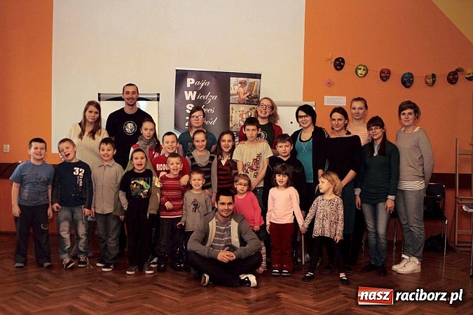 Zdjęcie w galerii na portalu naszraciborz.pl: W Nędzy ruszają zapisy na Akcję Zima 2014! wiadomości z regionu