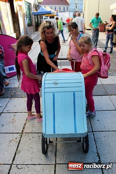 Zdjęcie w galerii na portalu naszraciborz.pl: Grażyna Tabor z Teatrem A3 wyrusza na Tajwan wiadomości z regionu