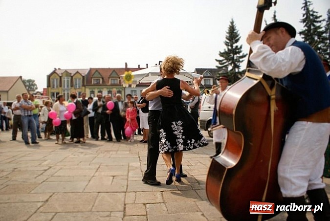 Zdjęcie w galerii na portalu naszraciborz.pl: Grażyna Tabor z Teatrem A3 wyrusza na Tajwan wiadomości z regionu