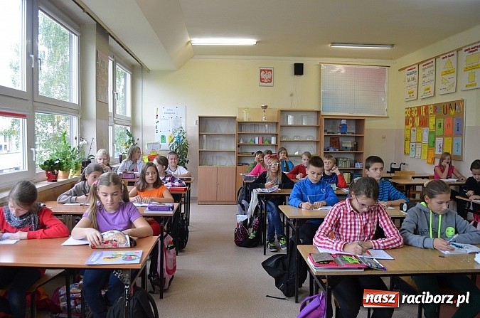 Zdjęcie w galerii na portalu naszraciborz.pl: SP1 nagrodzona w ogólnopolskim konkursie wiadomości z regionu