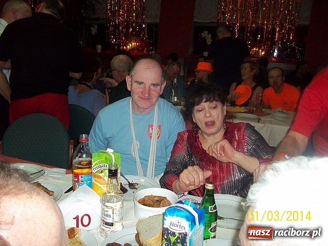 Zdjęcie w galerii na portalu naszraciborz.pl: Morsy z Raciborza przy biciu rekordu Guinnessa wiadomości z regionu