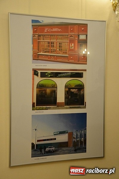 Zdjęcie w galerii na portalu naszraciborz.pl: Wernisaż prac uczni&oacute;w Zespołu Szk&oacute;ł Ekonomicznych na Zamku wiadomości z regionu