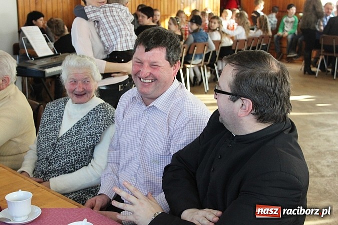 Zdjęcie w galerii na portalu naszraciborz.pl: Noworoczne spotkanie w wojnowickim DFK wiadomości z regionu