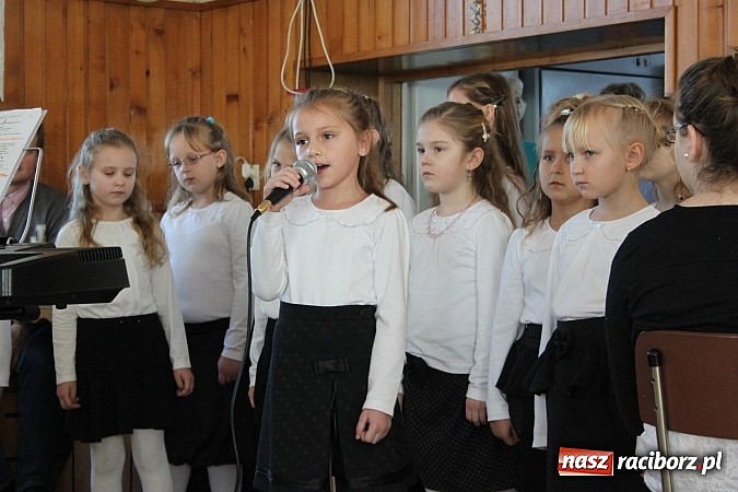 Zdjęcie w galerii na portalu naszraciborz.pl: Noworoczne spotkanie w wojnowickim DFK wiadomości z regionu