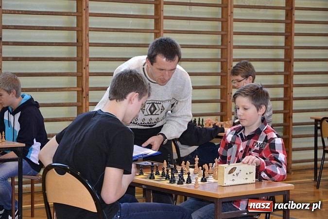 Zdjęcie w galerii na portalu naszraciborz.pl: Międzynarodowy turniej szachowy w Tworkowie wiadomości z regionu