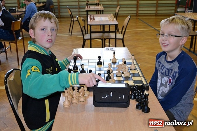 Zdjęcie w galerii na portalu naszraciborz.pl: Międzynarodowy turniej szachowy w Tworkowie wiadomości z regionu