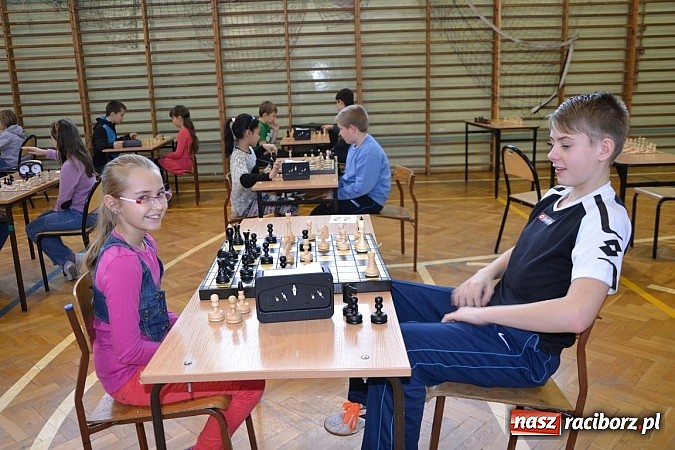 Zdjęcie w galerii na portalu naszraciborz.pl: Międzynarodowy turniej szachowy w Tworkowie wiadomości z regionu