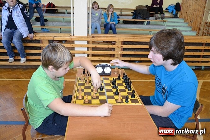 Zdjęcie w galerii na portalu naszraciborz.pl: Międzynarodowy turniej szachowy w Tworkowie wiadomości z regionu