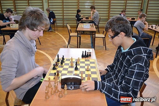 Zdjęcie w galerii na portalu naszraciborz.pl: Międzynarodowy turniej szachowy w Tworkowie wiadomości z regionu