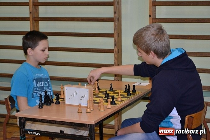 Zdjęcie w galerii na portalu naszraciborz.pl: Międzynarodowy turniej szachowy w Tworkowie wiadomości z regionu