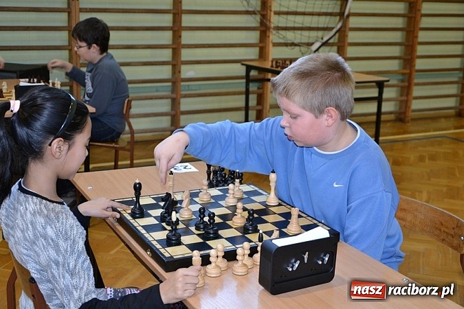 Zdjęcie w galerii na portalu naszraciborz.pl: Międzynarodowy turniej szachowy w Tworkowie wiadomości z regionu
