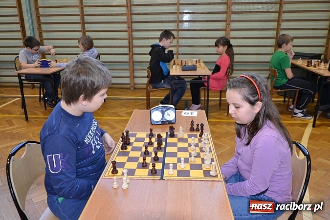 Zdjęcie w galerii na portalu naszraciborz.pl: Międzynarodowy turniej szachowy w Tworkowie wiadomości z regionu