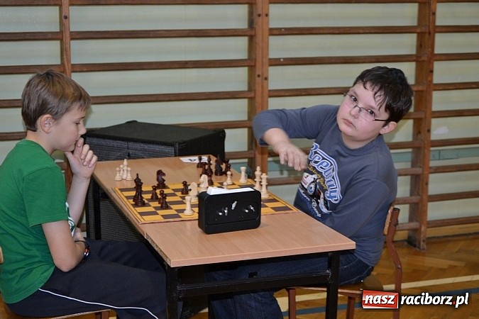 Zdjęcie w galerii na portalu naszraciborz.pl: Międzynarodowy turniej szachowy w Tworkowie wiadomości z regionu