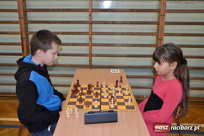 Zdjęcie w galerii na portalu naszraciborz.pl: Międzynarodowy turniej szachowy w Tworkowie wiadomości z regionu