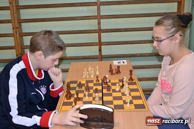 Zdjęcie w galerii na portalu naszraciborz.pl: Międzynarodowy turniej szachowy w Tworkowie wiadomości z regionu
