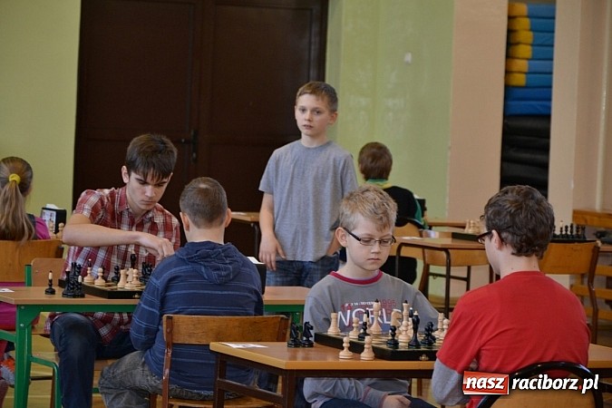 Zdjęcie w galerii na portalu naszraciborz.pl: Międzynarodowy turniej szachowy w Tworkowie wiadomości z regionu