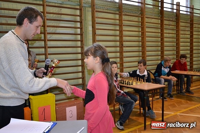 Zdjęcie w galerii na portalu naszraciborz.pl: Międzynarodowy turniej szachowy w Tworkowie wiadomości z regionu