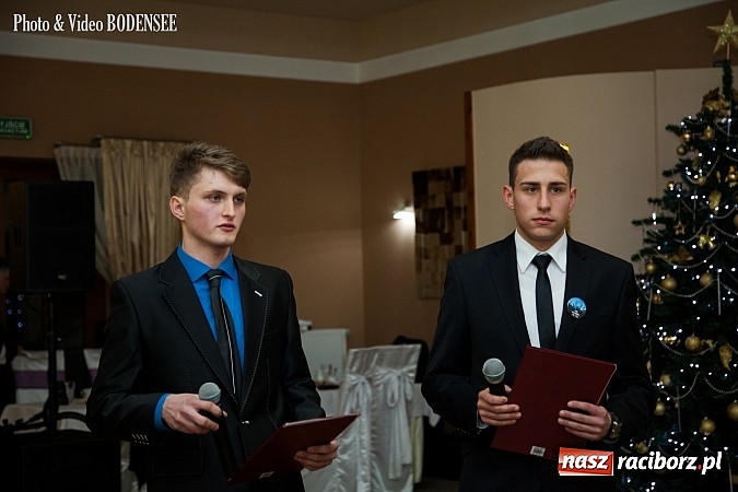 Zdjęcie w galerii na portalu naszraciborz.pl: Maturzyści z Mechanika na balu w Tworkowie wiadomości z regionu