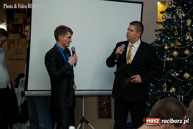 Zdjęcie w galerii na portalu naszraciborz.pl: Maturzyści z Mechanika na balu w Tworkowie wiadomości z regionu