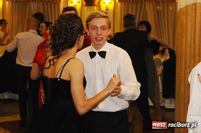 Zdjęcie w galerii na portalu naszraciborz.pl: Sportowcy na bal wybrali bieńkowickie Rege wiadomości z regionu