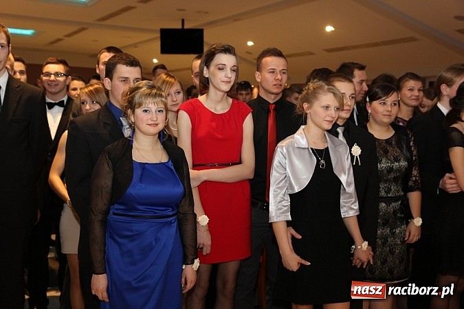 Zdjęcie w galerii na portalu naszraciborz.pl: Magiczna studniówka II LO w Zakrzowie wiadomości z regionu