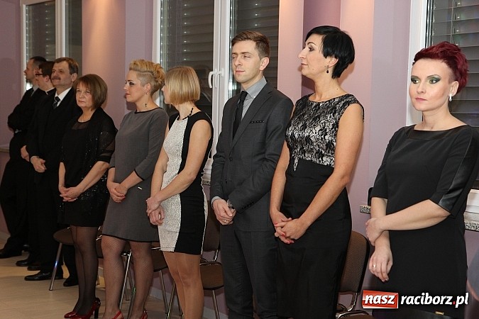 Zdjęcie w galerii na portalu naszraciborz.pl: Magiczna studniówka II LO w Zakrzowie wiadomości z regionu