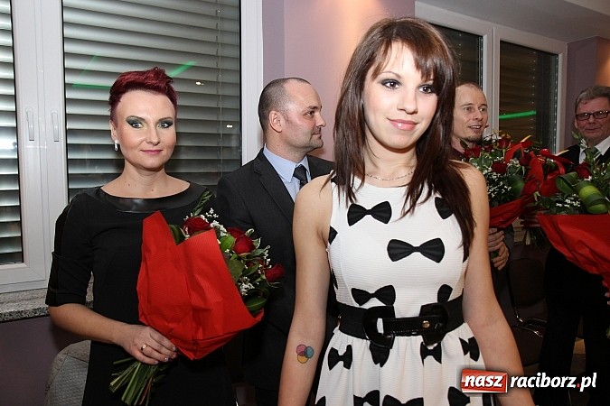 Zdjęcie w galerii na portalu naszraciborz.pl: Magiczna studniówka II LO w Zakrzowie wiadomości z regionu