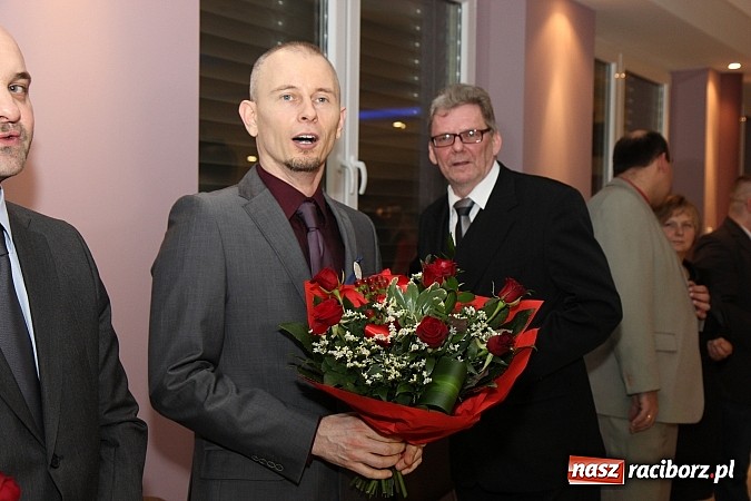 Zdjęcie w galerii na portalu naszraciborz.pl: Magiczna studniówka II LO w Zakrzowie wiadomości z regionu