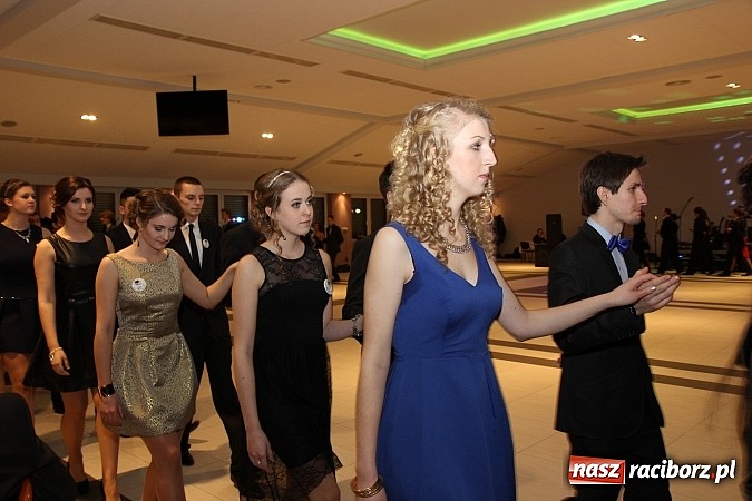 Zdjęcie w galerii na portalu naszraciborz.pl: Magiczna studniówka II LO w Zakrzowie wiadomości z regionu