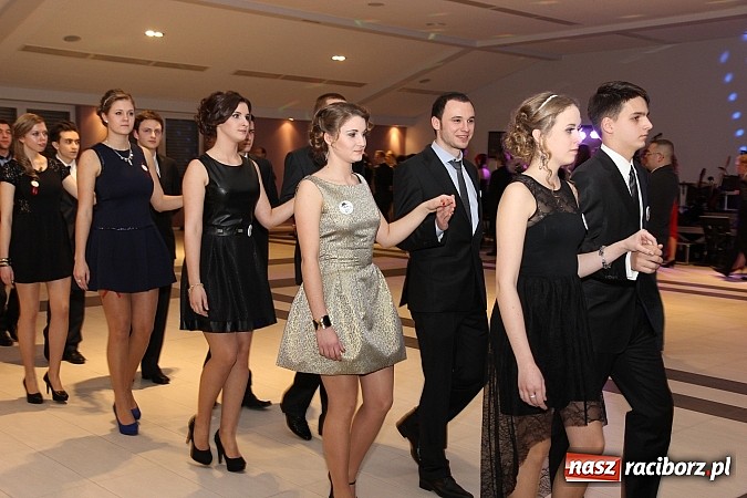 Zdjęcie w galerii na portalu naszraciborz.pl: Magiczna studniówka II LO w Zakrzowie wiadomości z regionu