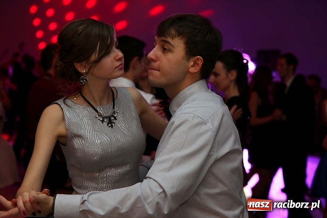 Zdjęcie w galerii na portalu naszraciborz.pl: Magiczna studniówka II LO w Zakrzowie wiadomości z regionu