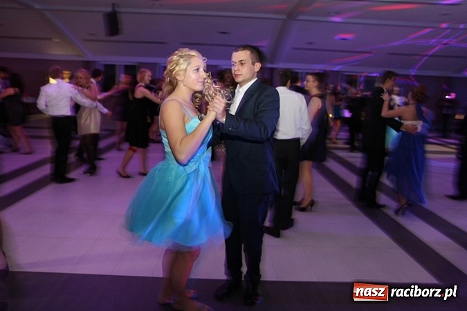 Zdjęcie w galerii na portalu naszraciborz.pl: Magiczna studniówka II LO w Zakrzowie wiadomości z regionu