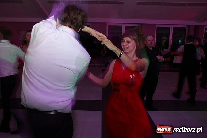 Zdjęcie w galerii na portalu naszraciborz.pl: Magiczna studniówka II LO w Zakrzowie wiadomości z regionu