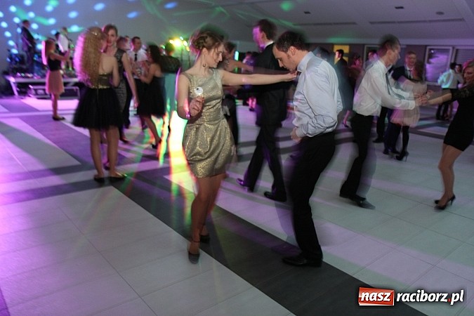 Zdjęcie w galerii na portalu naszraciborz.pl: Magiczna studniówka II LO w Zakrzowie wiadomości z regionu