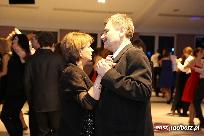 Zdjęcie w galerii na portalu naszraciborz.pl: Magiczna studniówka II LO w Zakrzowie wiadomości z regionu