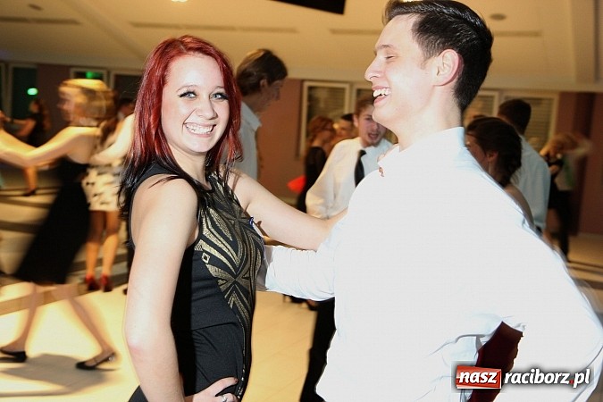 Zdjęcie w galerii na portalu naszraciborz.pl: Magiczna studniówka II LO w Zakrzowie wiadomości z regionu