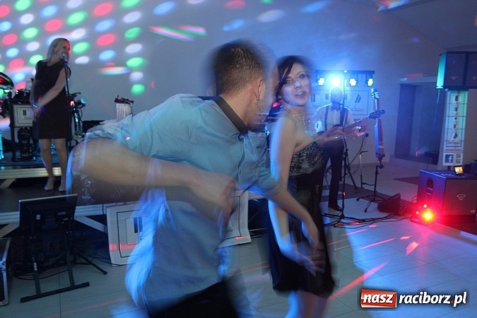 Zdjęcie w galerii na portalu naszraciborz.pl: Magiczna studniówka II LO w Zakrzowie wiadomości z regionu