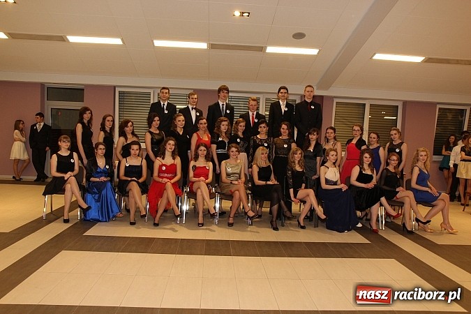 Zdjęcie w galerii na portalu naszraciborz.pl: Magiczna studniówka II LO w Zakrzowie wiadomości z regionu
