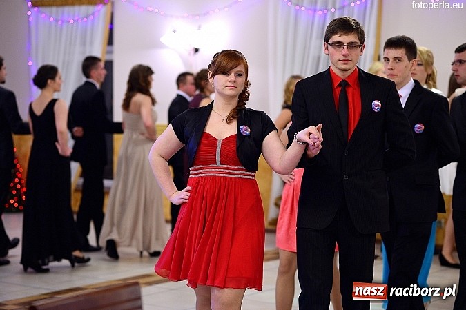 Zdjęcie w galerii na portalu naszraciborz.pl: Zespół Szkół Zawodowych bawił się na studniówce w Anielskim Młynie wiadomości z regionu