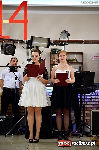 Zdjęcie w galerii na portalu naszraciborz.pl: Zespół Szkół Zawodowych bawił się na studniówce w Anielskim Młynie wiadomości z regionu