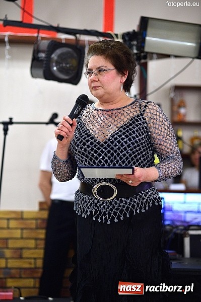 Zdjęcie w galerii na portalu naszraciborz.pl: Zespół Szkół Zawodowych bawił się na studniówce w Anielskim Młynie wiadomości z regionu