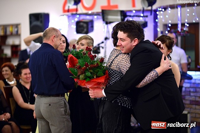 Zdjęcie w galerii na portalu naszraciborz.pl: Zespół Szkół Zawodowych bawił się na studniówce w Anielskim Młynie wiadomości z regionu