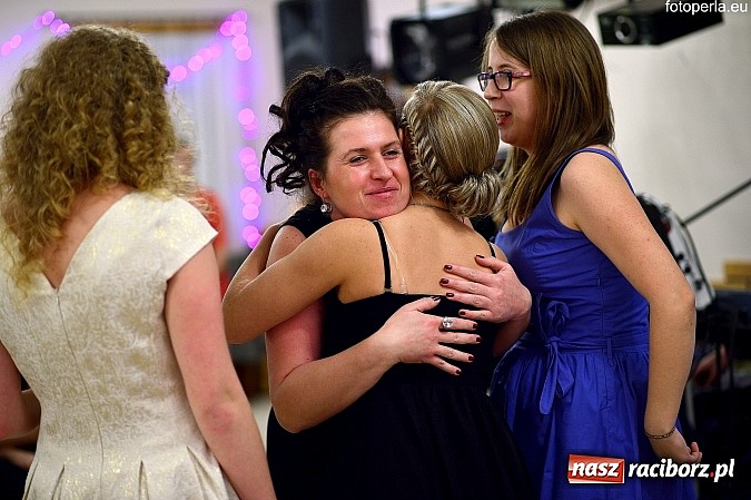 Zdjęcie w galerii na portalu naszraciborz.pl: Zespół Szkół Zawodowych bawił się na studniówce w Anielskim Młynie wiadomości z regionu