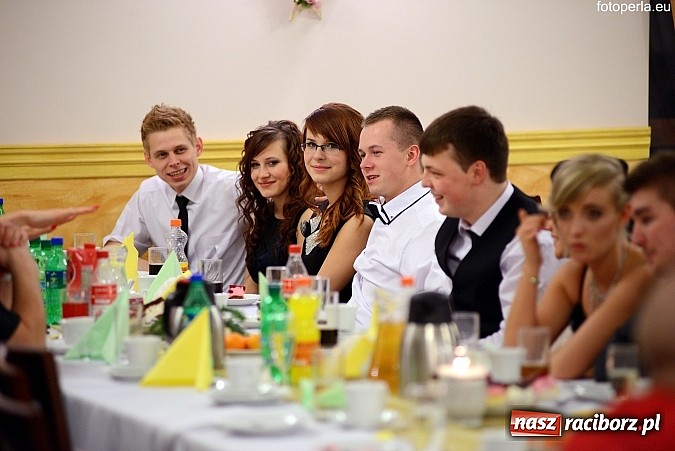 Zdjęcie w galerii na portalu naszraciborz.pl: Zespół Szkół Zawodowych bawił się na studniówce w Anielskim Młynie wiadomości z regionu