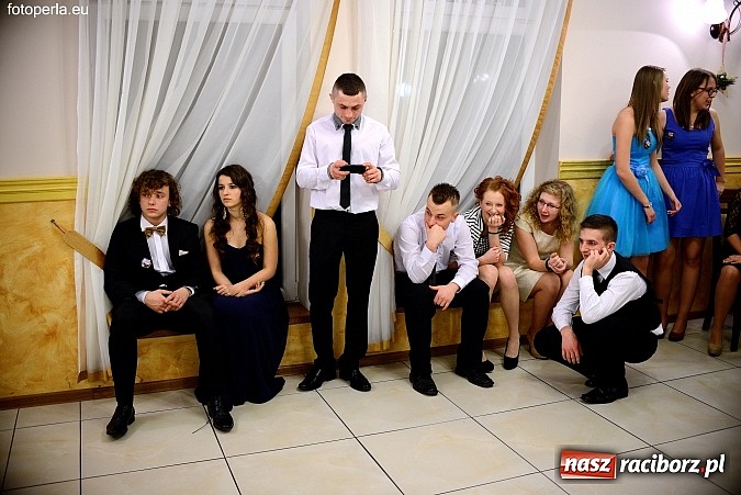 Zdjęcie w galerii na portalu naszraciborz.pl: Zespół Szkół Zawodowych bawił się na studniówce w Anielskim Młynie wiadomości z regionu