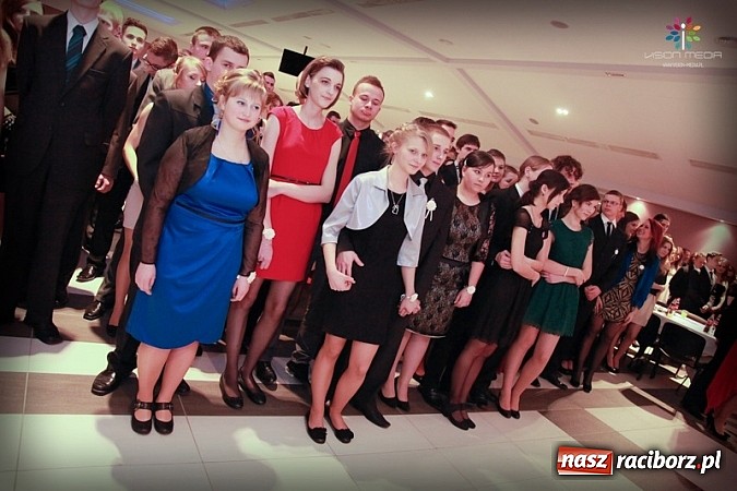 Zdjęcie w galerii na portalu naszraciborz.pl: Studniówka II LO raz jeszcze... wiadomości z regionu