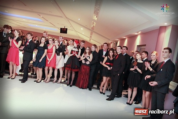 Zdjęcie w galerii na portalu naszraciborz.pl: Studniówka II LO raz jeszcze... wiadomości z regionu